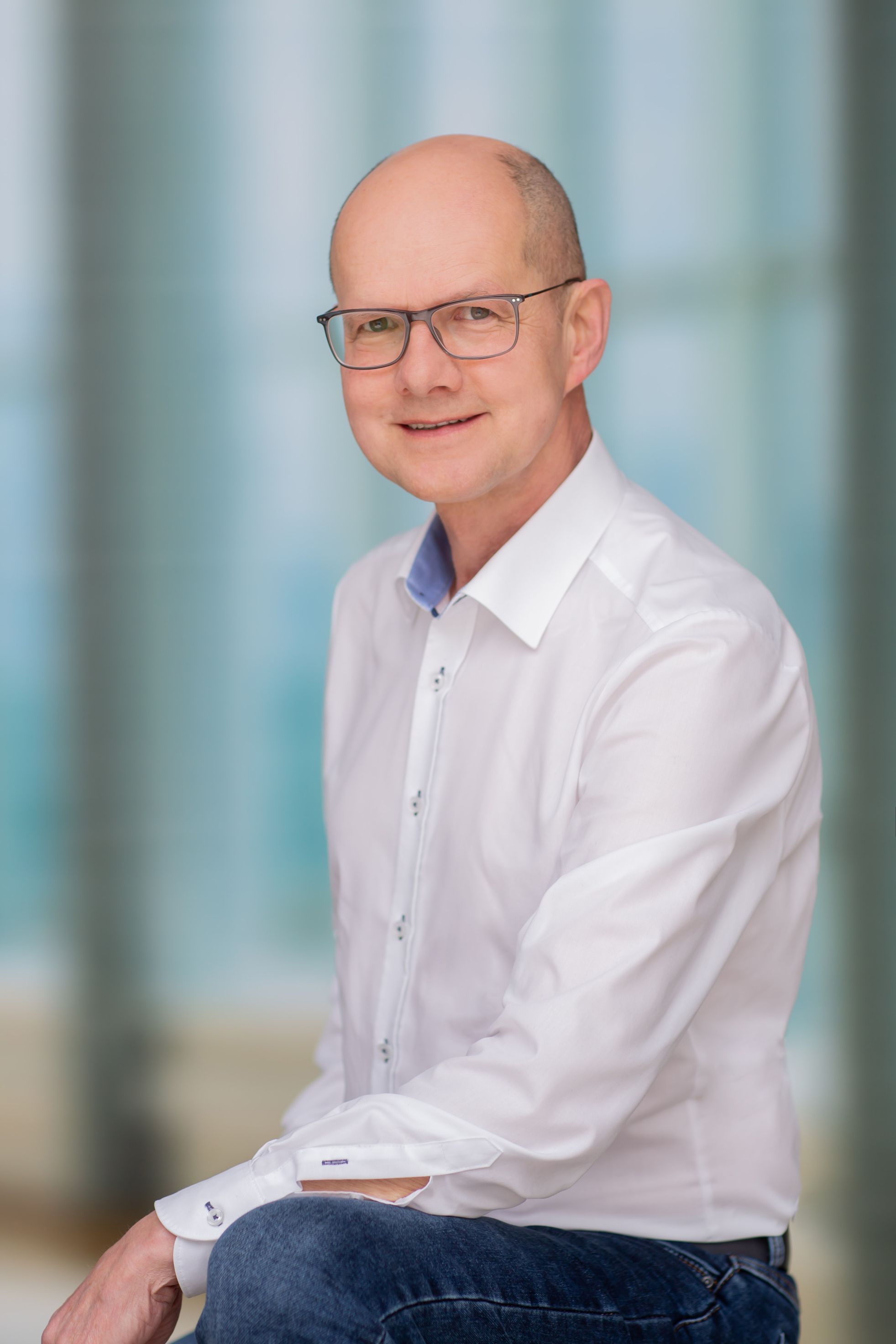 Klaus Hermann, freiberuflicher Dozent für Kunststoffverarbeitung, Verfahrens- und Produktionstechnik